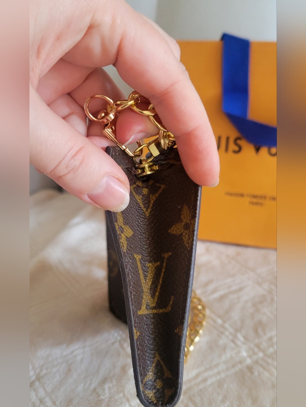 Authentuc Louis Vuitton Monogram Pouch ,serial number :VI0948 - Picture 4 of 13